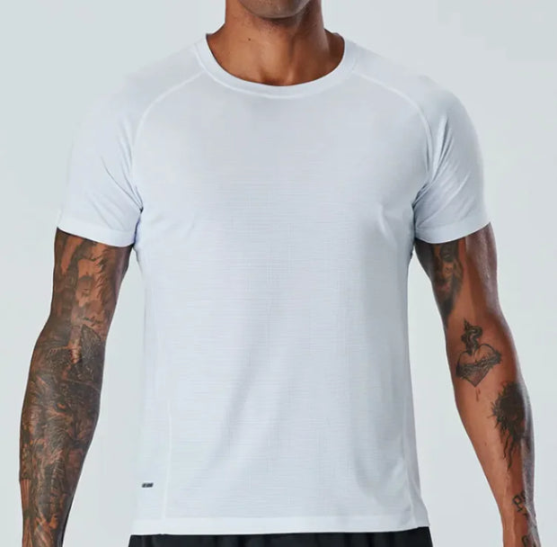 LIGHTWEIGHT T-SHIRT
