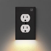 OUTLET WALL PLATE WITH LED NIGHT LIGHTS